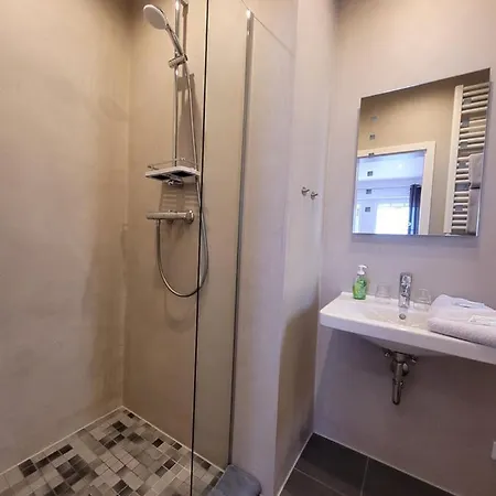 Hotel Weingut Lehnert-veit Gutshotel