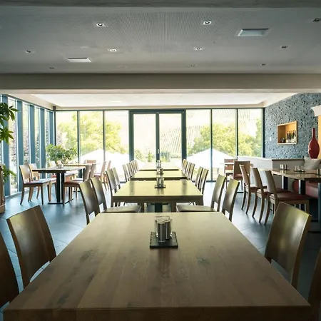Weingut Lehnert-veit Gutshotel