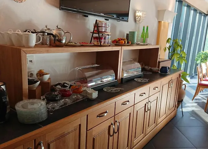 Weingut Lehnert-veit Gutshotel מלון פיספורט