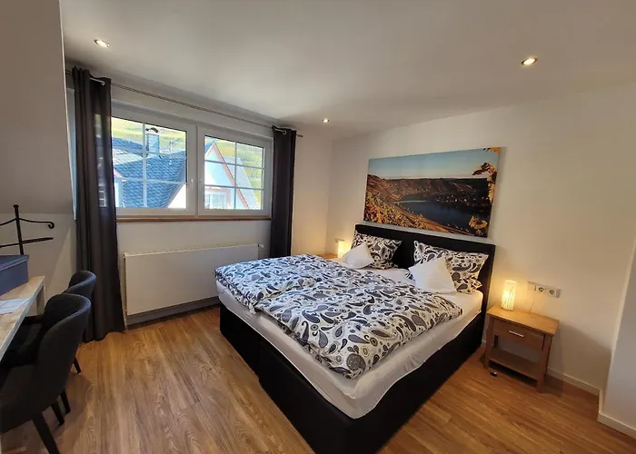 Weingut Lehnert-veit Gutshotel פיספורט