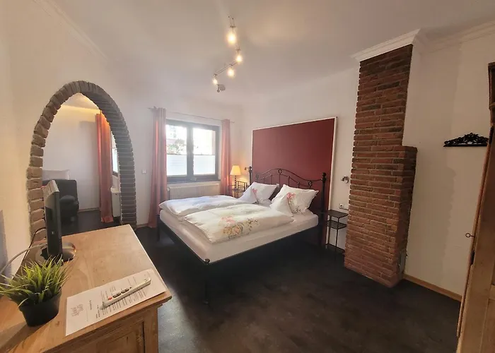 מלון Weingut Lehnert-veit Gutshotel פיספורט