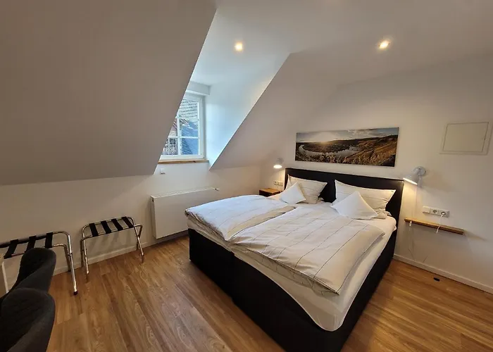 Hotel Weingut Lehnert-veit Gutshotel