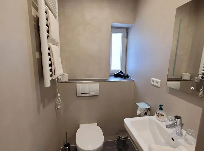 Weingut Lehnert-veit Gutshotel 3* פיספורט